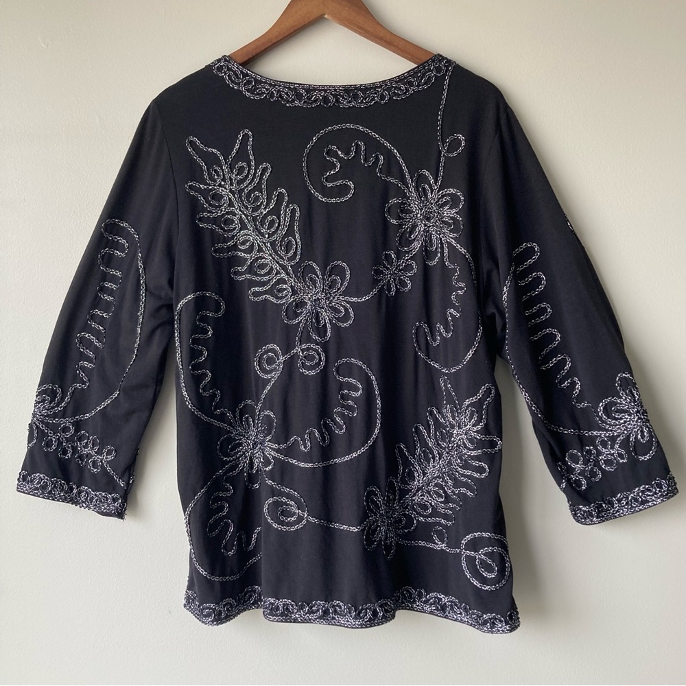 Saint Tropez West Button Up Top Silver Shimmer Detailing Women’s 1X - Picture 2 of 7